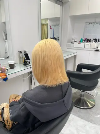 ミディアム カラー ヘアアレンジ ハイトーン艶カラー 🤍ゆうひのヘアスタイル