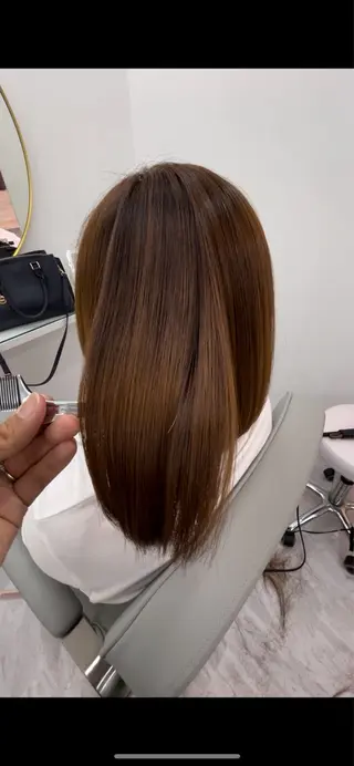 ミディアム 富田 みやこのヘアスタイル