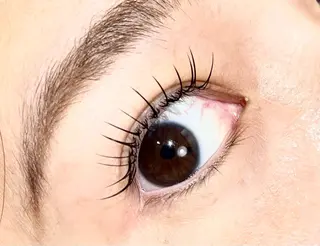 マツエク・マツパ アイスター梅田所属・菊池 優花のマツエク・マツパデザイン