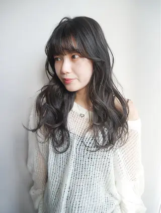 ロング カラー 森田遥奈/透明感カラ ー/似合わせカットのヘアスタイル