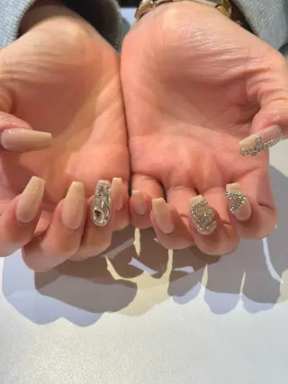 ネイル REINA .のネイルデザイン