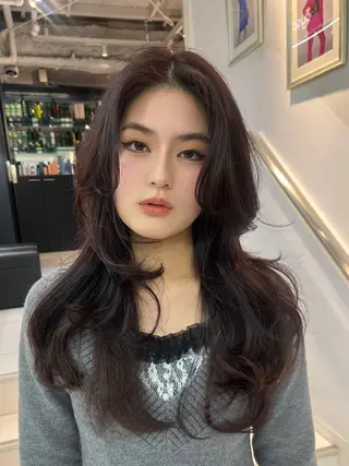 ロング 【レイヤーカット】 キサヌキミワのヘアスタイル