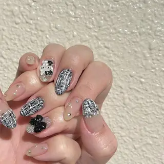 ネイル パラあり！フィルイン 美フォルムのネイルデザイン