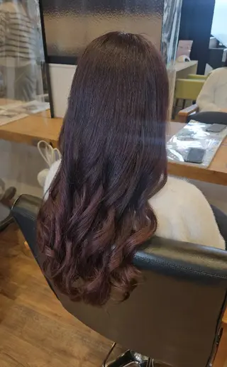 ロング カラー 関口 友菜のヘアスタイル