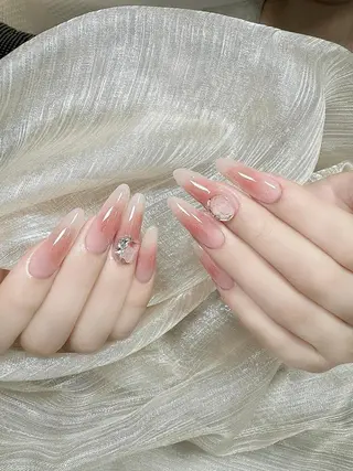 ネイル 里奈 Nailのネイルデザイン