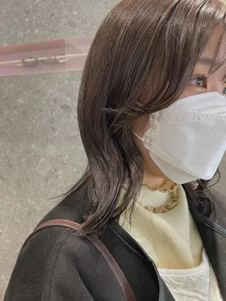 ミディアム カラー 山下 千明のヘアスタイル
