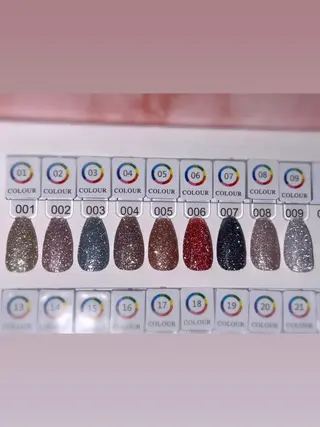 ネイル カメレオンネイル所属・カメレオン ネイルのネイルデザイン