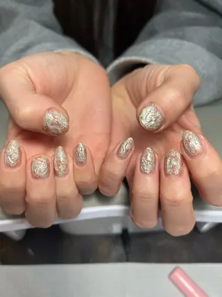 ネイル ルマート池袋東口店所属・杉山 葉月のネイルデザイン