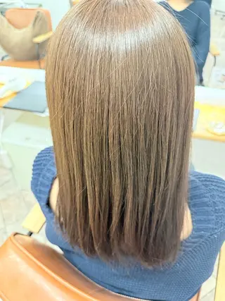ミディアム カラー 永木 楓のヘアスタイル