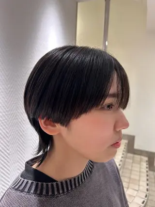 ショート 早瀬 愛美のヘアスタイル