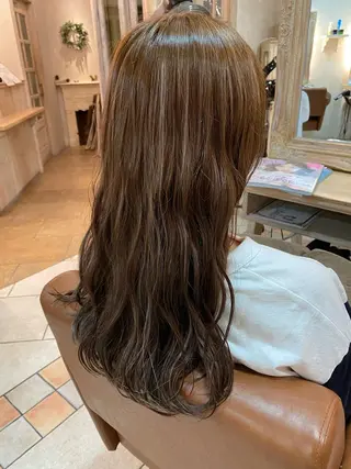 ロング カラー 井上 日菜乃のヘアスタイル