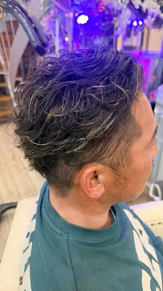 ショート カラー パーマ メンズ 鶴見 和美のヘアスタイル