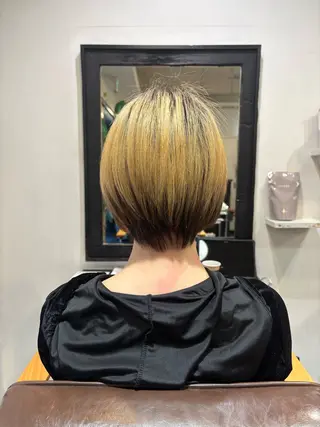 ショート こやなぎ れいなのヘアスタイル