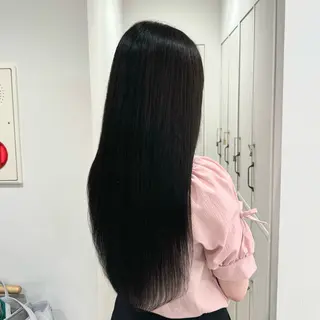 ロング りな🪽カット /縮毛/透明感カラーのヘアスタイル