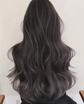 ロング レイヤーカット/ボブ 似合わせ/透明感カラのヘアスタイル