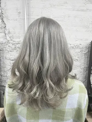 セミロング MICO hairのヘアスタイル
