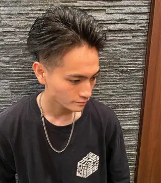 ショート メンズ 岡本 宗士のヘアスタイル