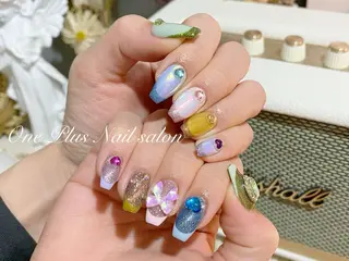ネイル One Plus Nail Salonのネイルデザイン