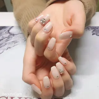 ネイル ガレンドウ 白澤 愛子のネイルデザイン