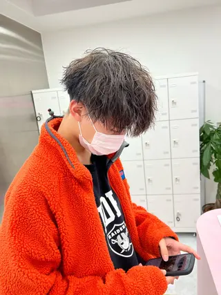 ミディアム パーマ メンズ メンズパーマ特化 TAIGAのヘアスタイル