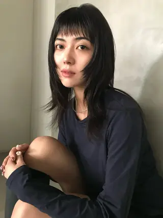 カラー hina KEEDAのヘアスタイル