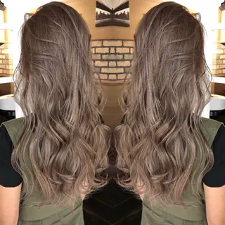 ロング バレイヤージュ ボブ🌈ナツヤのヘアスタイル