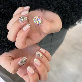 ネイル 井上 杏奈のネイルデザイン