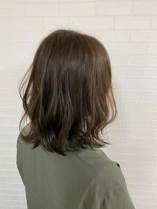 セミロング カラー パーマ 🎁無料カットカラー 📷撮影モデル募集✨のヘアスタイル