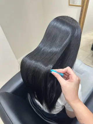 ロング カラー 中原 澪のヘアスタイル