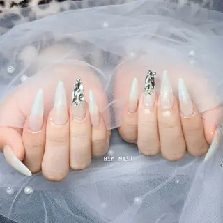 ネイル Hin Nail Salonのネイルデザイン