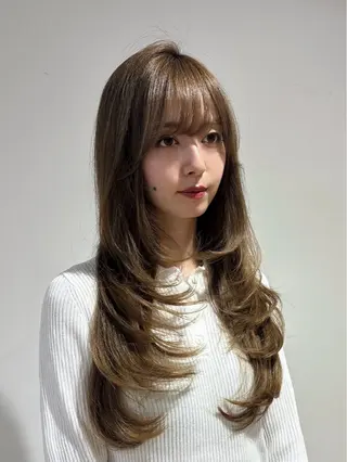 ロング 髪質改善カラー｜ レイヤー｜小寺 葵のヘアスタイル