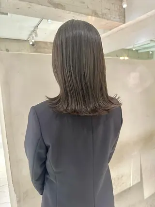 セミロング カラー 榎本 健太のヘアスタイル