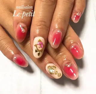 ネイル 石野 広佳のネイルデザイン