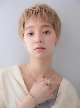 ショート カラー レイヤーカット✂️ 横浜No1♡下鳥翔子のヘアスタイル