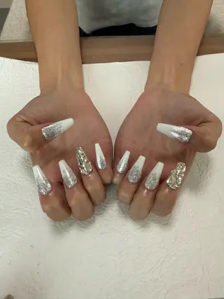 ネイル AZNAIL matsudaのネイルデザイン