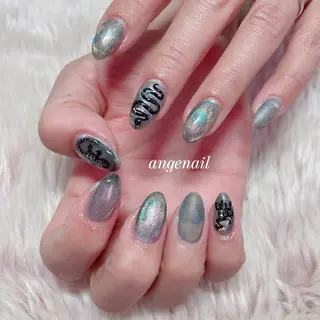 ネイル オーナーネイリスト MAKIのネイルデザイン