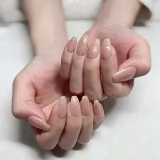 ネイル Leonie Fukaのネイルデザイン