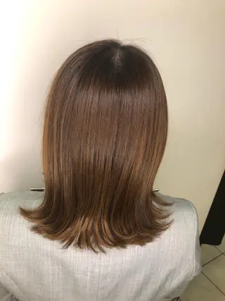 ミディアム カラー 渡邊 唯のヘアスタイル