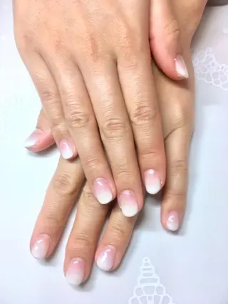 ネイル 新宿ネイルサロン ジェミディローサのネイルデザイン