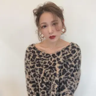 ヘアアレンジ 羽エクステ🩷 🤍まき🤍のマツエク・マツパデザイン