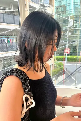 ミディアム Kasumi | くすみブラウン×渋谷のヘアスタイル