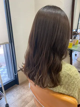 ロング カラー サプリームヘア 飯田みち瑠のヘアスタイル