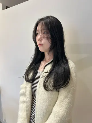 ロング ケン ショウのヘアスタイル