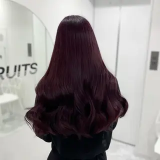 ロング カラー 🩵色落ち可愛い 寒色カラー🩵のヘアスタイル