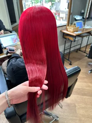 ロング ✂️秋葉原 🤍YURI🤍のヘアスタイル