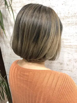 ショート カラー ケアブリーチ /髪質 改善/古橋圭史郎のヘアスタイル