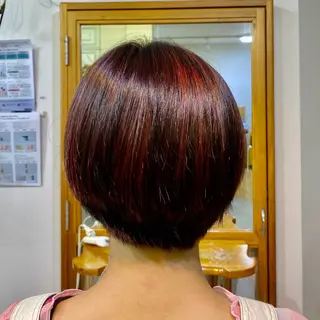 ショート カラー CRADLE Takeuchiのヘアスタイル