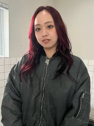 ロング Yuito/カラー/ ブリーチ/ストレートのヘアスタイル