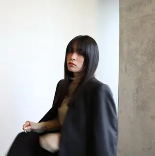 カラー 三浦 真緒のヘアスタイル