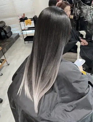 ロング カラー ROBIN所属・指名数No.1 /NAOYAのヘアスタイル